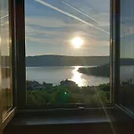 Desanti 3 Apartment *