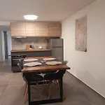 Desanti 3 *