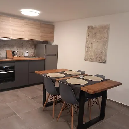 Desanti 3 Appartement Valun